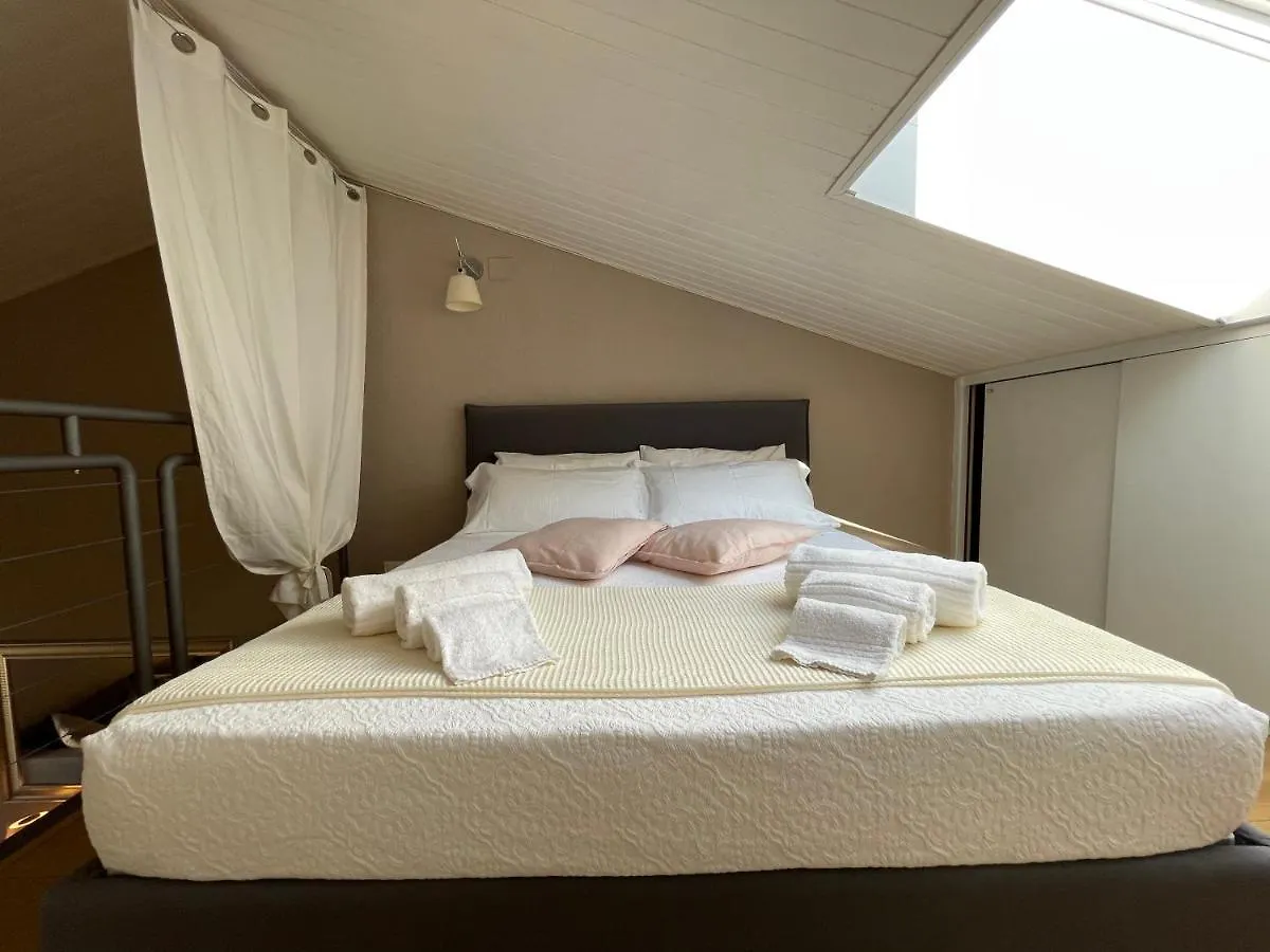 Apartamento Domus Suites Verona Italia
